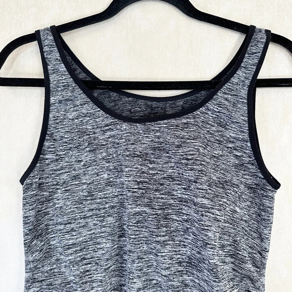 Tank Top Maternity Bundle Size L - Picture 2 of 9